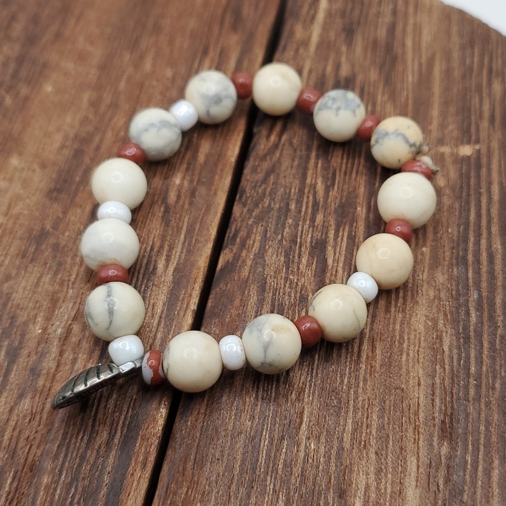 B2316 gorgeous howlite seashell bracelet‎